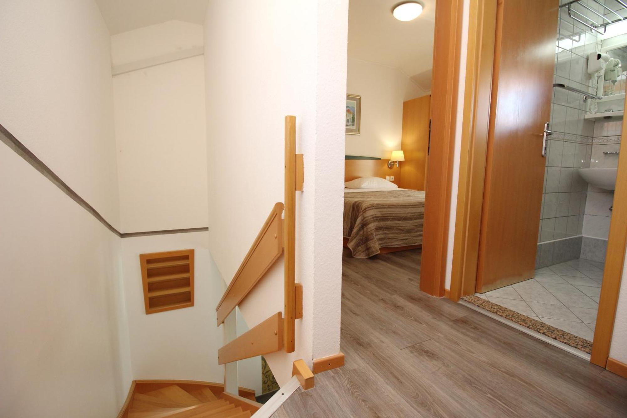 Villas Corinthia Baska  Room photo